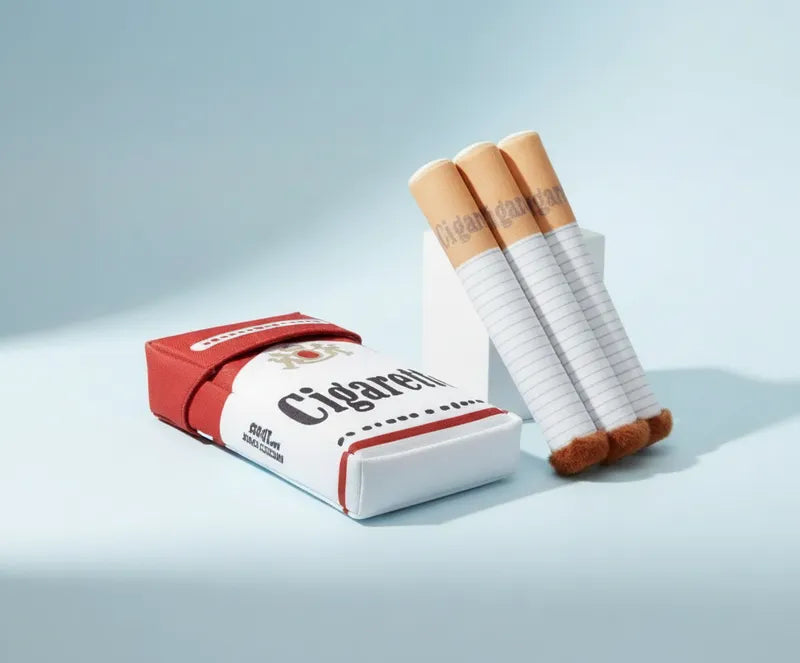 Peluche con sonido para perros · Cajetilla con 3 “cigarrillos”